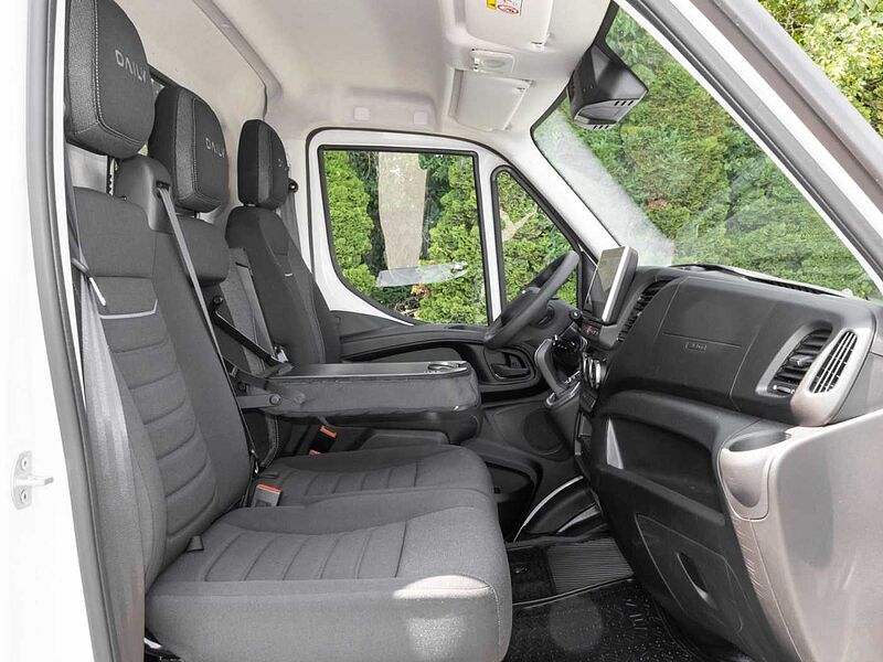 Iveco Daily 35C18A8V/P Kastenwagen Automatik
