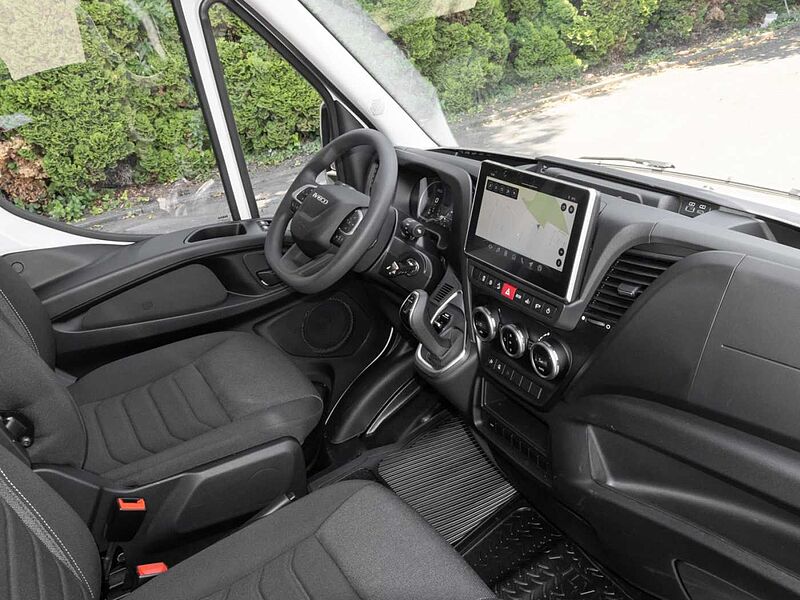 Iveco Daily 35C18A8V/P Kastenwagen Automatik