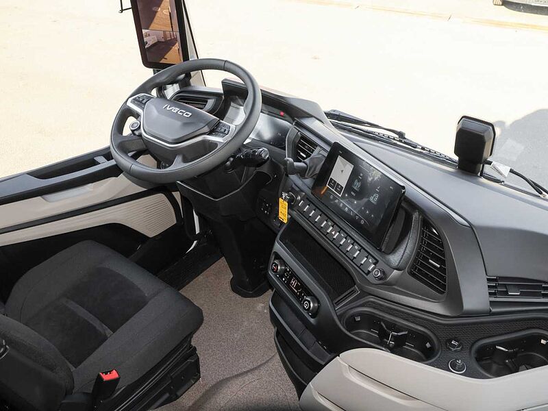 Iveco S-Way AS440S50T/P Sattelzugmaschine