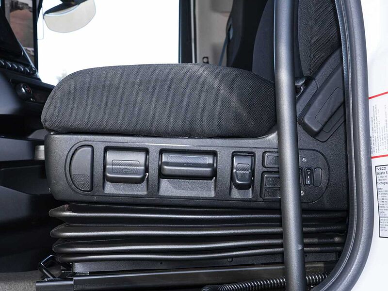 Iveco S-Way AS440S50T/P Sattelzugmaschine